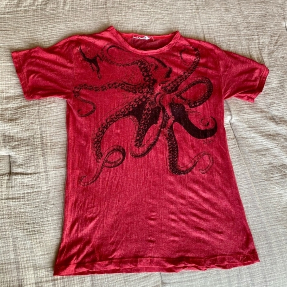 Octopus Shirt size S -M